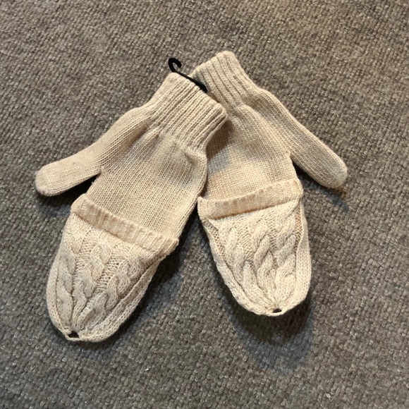 Fingerless Gloves - Picture 5 of 9